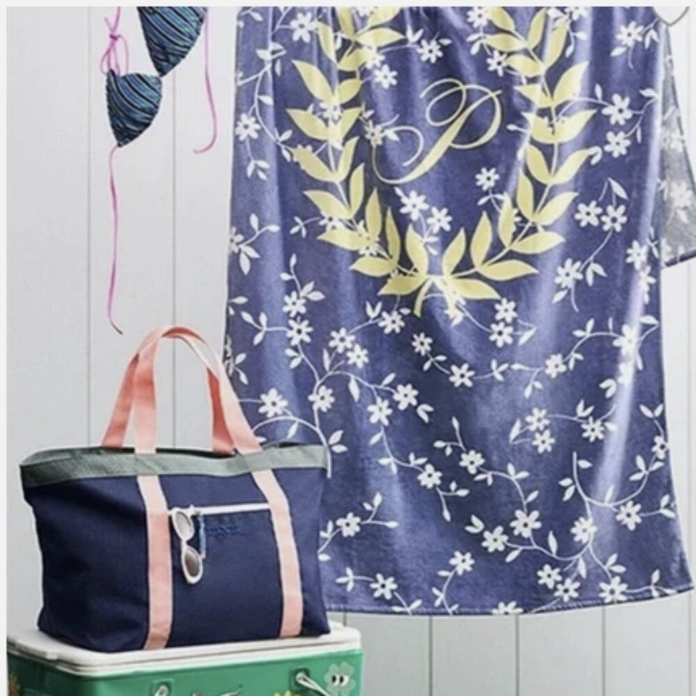 New Victoria's Secret PINK Duffle Tote + Oversized Beach Towel